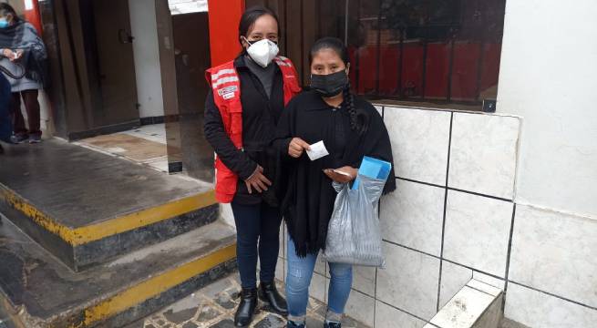 Programa Contigo del Midis cuenta con diversos canales para verificar si usuarios pueden cobrar pensión de S/300