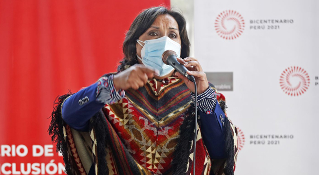 Dina Boluarte se rectifica y descarta secuestro de siete policías en Ica