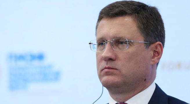 Novak dice que crudo podría llegar a 300 dólares el barril si se rechazan los barriles rusos