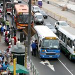 La pesadilla del transporte público: 16 millones de viajes diarios en un sistema caótico