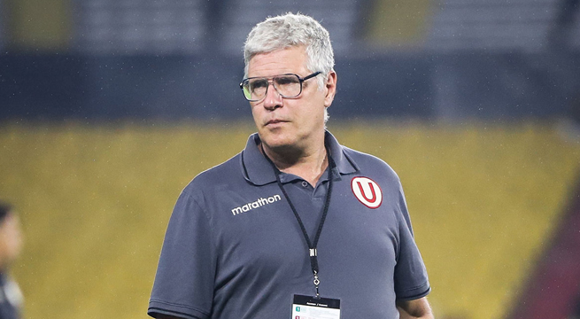 Álvaro Gutiérrez dejó de ser técnico de Universitario tras derrota en el Clásico