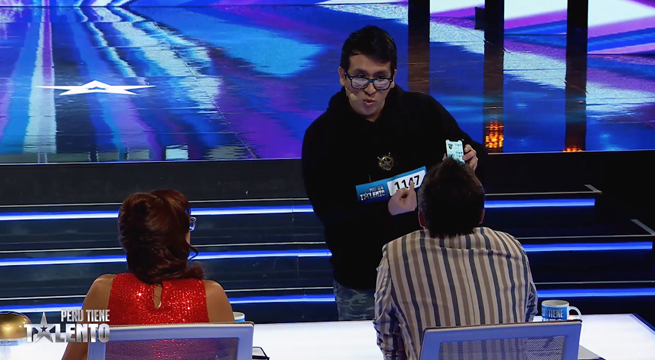 Daryl Deck dejó pasmado al jurado con su magia