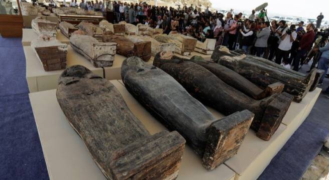 Arqueólogos descubren un tesoro de momias del antiguo Egipto