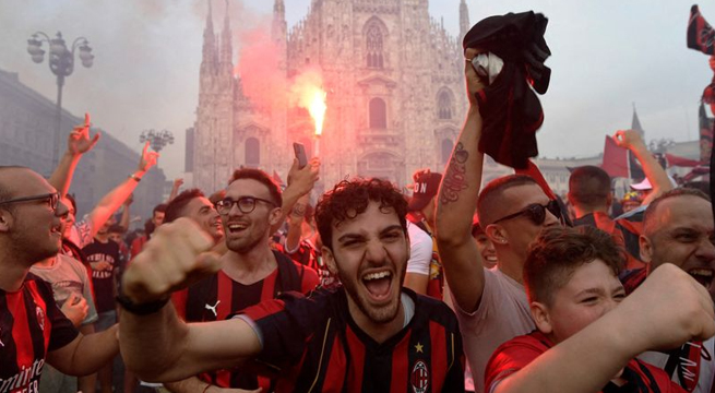 AC Milan gana su primer título de la Serie A en 11 años tras vencer al Sassuolo