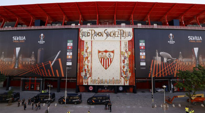 La policía advierte de una posible invasión de hinchas en Sevilla por la Europa League