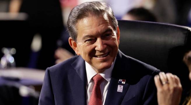 Presidente de Panamá es diagnosticado con afección en la sangre