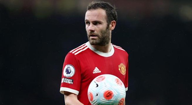 El Manchester United confirma la salida de Juan Mata