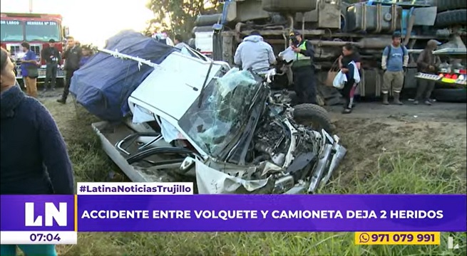 Laredo: choque entre camión carbonero y camioneta dejó dos heridos