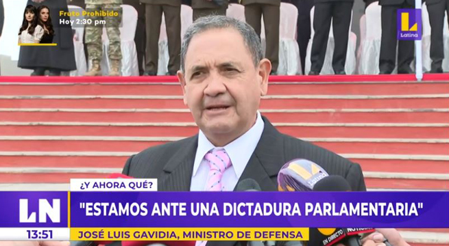Ministro de Defensa: 