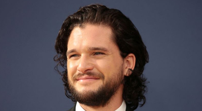 Emilia Clarke confirma que Kit Harington participa en la secuela de 'Juego de Tronos' sobre Jon Snow