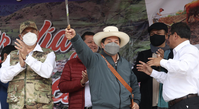 Pedro Castillo: “Hemos llegado a dirigir los destinos del país sin robar un centavo al Perú”