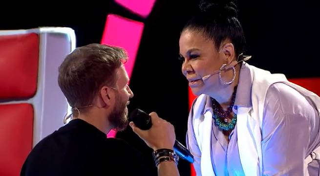 Noel Schajris deleitó a todos al cantar el tema “Momentos”