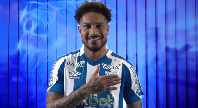 Paolo Guerrero fue presentado como nuevo fichaje del Avaí
