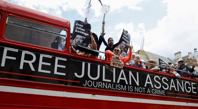 Presidente de México dice a EE. UU.: detención de Assange es 