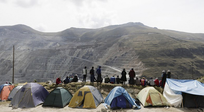Producción de cobre cae 11,2 % en mayo por paralización y menores leyes en minas clave