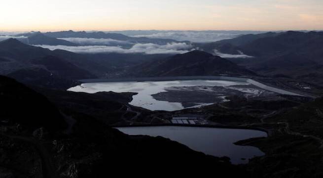 MEF descarta elevar impuestos mineros mientras alista medidas para reactivar economía