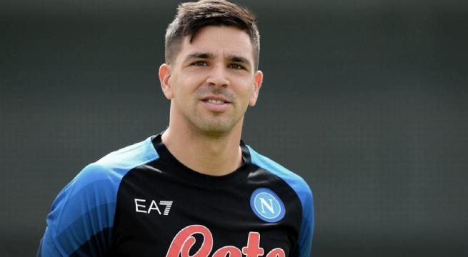 Napoli oficializa llegada de argentino Giovanni Simeone