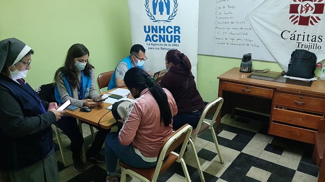 Acnur entrega cerca de 1500 kits de ayuda humanitaria a extranjeros en La Libertad