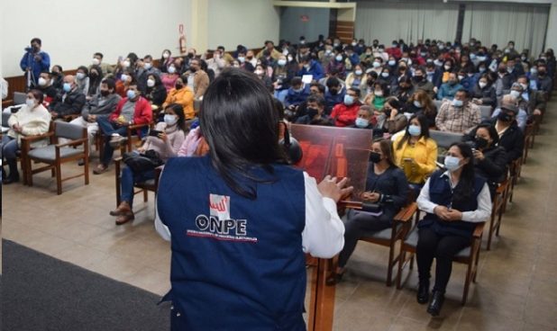 Elecciones en Perú 2026: Congreso aprueba incentivo y beneficio para miembros de mesa
