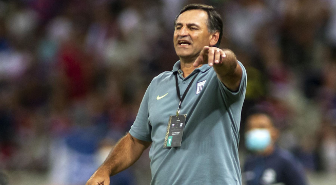 ¿Quién queda a cargo del primer equipo de Alianza Lima tras la salida de Carlos Bustos?