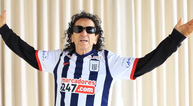 Alex Lora recibió importante reconocimiento de Alianza Lima y posó con camiseta blanquiazul
