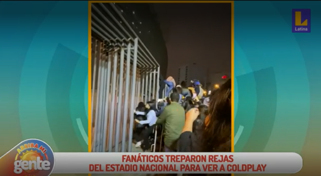 Fanáticos treparon rejas del Estadio Nacional para ver a Coldplay
