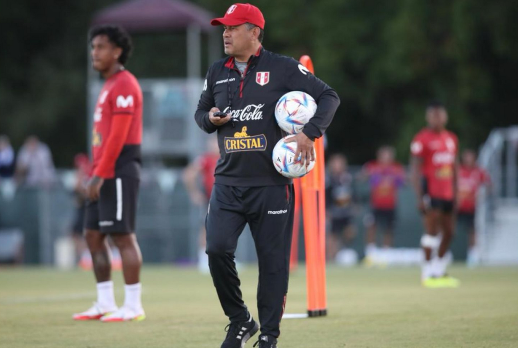 peru vs mexico por latina television canal 2