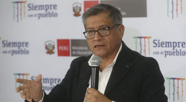 Gobierno da marcha atrás y no recortará vacantes de Beca 18