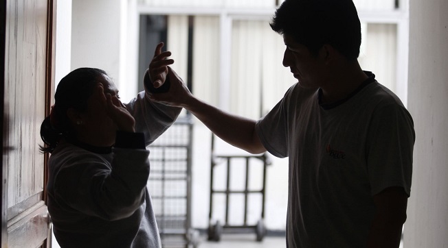 Villa María del Triunfo y Villa del Salvador registran aumento de cifras de violencia contra niños y mujeres
