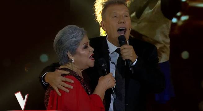 Sonia Bertha y Raúl Romero sorprendieron con “Mix criollo sin calzoncito”