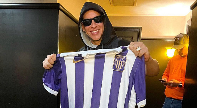 Alianza Lima: Los artistas que posaron con la camiseta blanquiazul