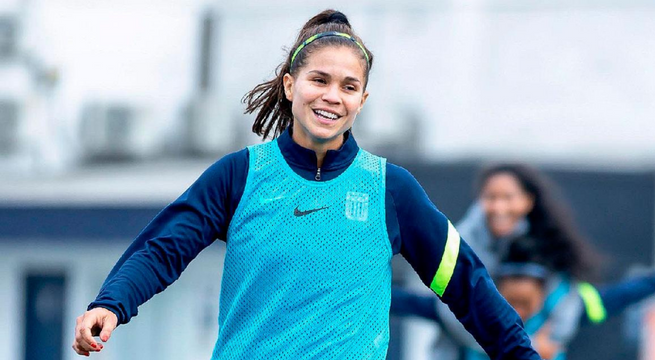 ¡DURA BAJA! Adriana Lúcar no estará en el debut 'blanquiazul' en la Copa Libertadores Femenina