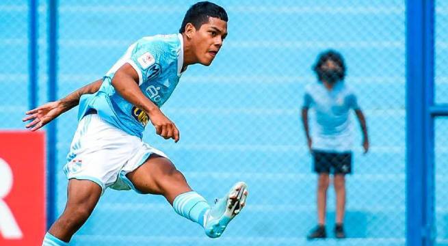 ¡Cayó el primero! Joao Grimaldo anotó el 1-0 de Sporting Cristal ante Sport Boys