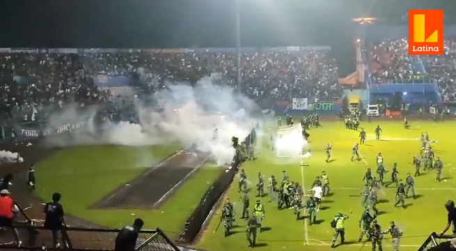 Tragedia: Más de 125 muertos en un partido en Indonesia