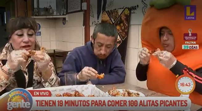 Participantes intentaron superar el reto de comer 120 alitas picantes en 19 minutos