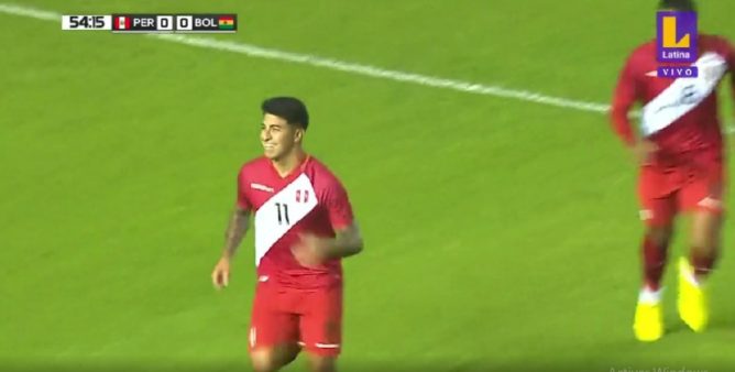 ¡GOL PERUANO! Luis Iberico anota el primer gol del partido a favor de la selección peruana