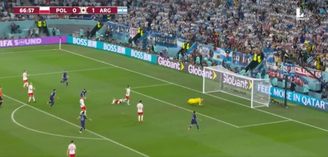 Julián Álvarez anotó el segundo gol de Argentina sobre Polonia (VIDEO)