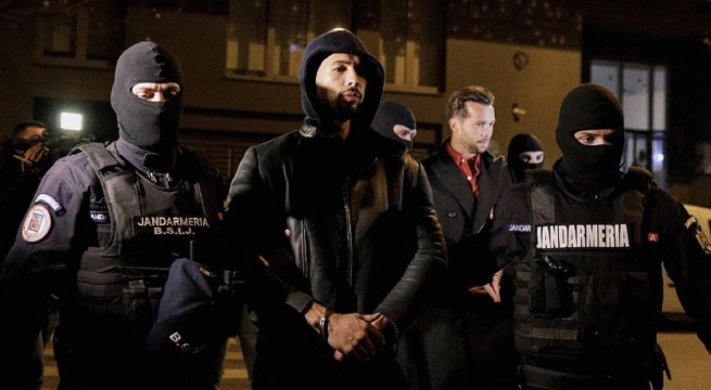 Andrew Tate: Policía detiene al influencer en Rumania por una investigación de violación y tráfico sexual