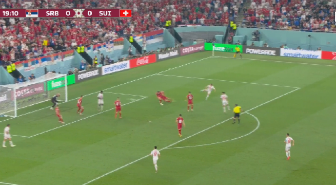 ¡GOOL SUIZA! Shaqiri puso el primero del partido (VIDEO)