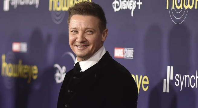 Jeremy Renner se encuentra en UCI después de su grave accidente 