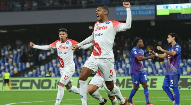 Napoli sorprendió a todos con una camiseta especial por San Valentín en el partido ante Cremonese