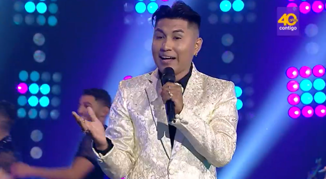 Fiño lo entregó todo cantando 