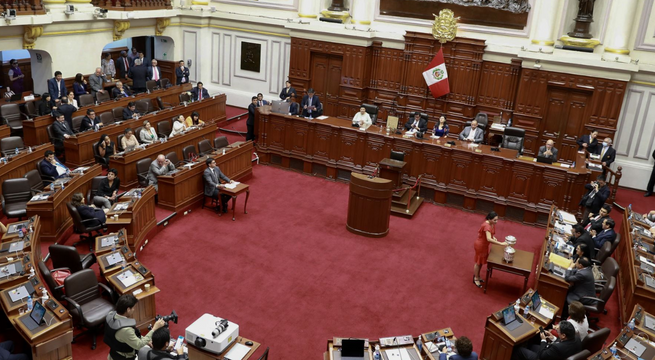 Congreso rechaza reconsideración que buscaba bloquear debate de adelanto de elecciones