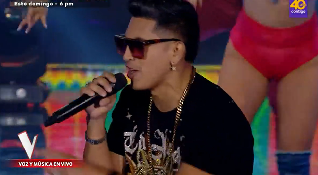 Jhon Camacho interpretó con flow “Ven báilalo”