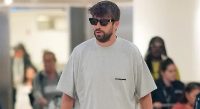 Gerard Pique llegó a Miami y fue asediado por la prensa