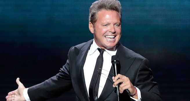 Luis Miguel compartió una emotiva foto junto a su mamá por el Día de la Madre
