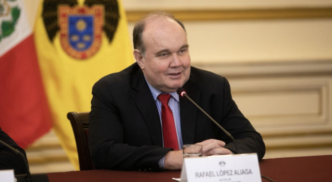 López Aliaga pide a Arana 