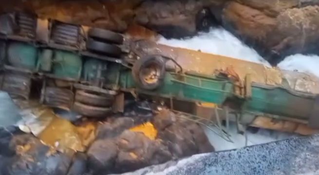 La Oroya: un muerto deja un choque entre dos tráileres en la Carretera central