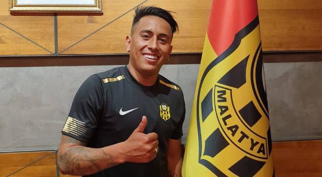 Christian Cueva llegó al fútbol turco en agosto del 2020.