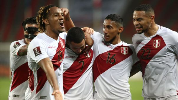 El saludo de los jugadores de la 'blanquirroja' por fiestas patrias